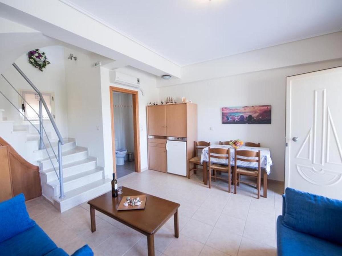 Manoleas Villas - Apartment 2 Stoúpa المظهر الخارجي الصورة