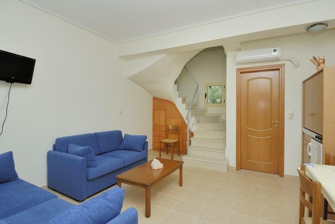 Manoleas Villas - Apartment 2 Stoúpa المظهر الخارجي الصورة