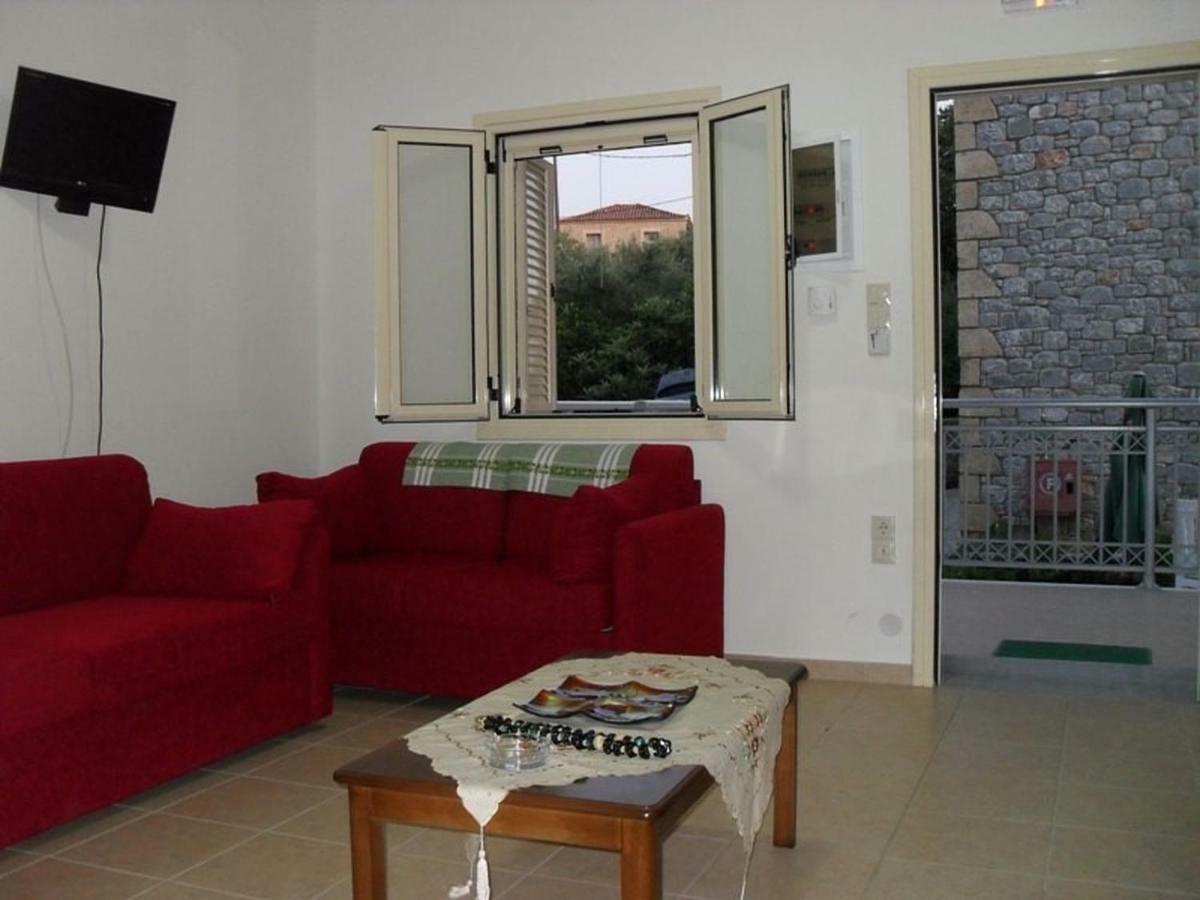 Manoleas Villas - Apartment 2 Stoúpa المظهر الخارجي الصورة